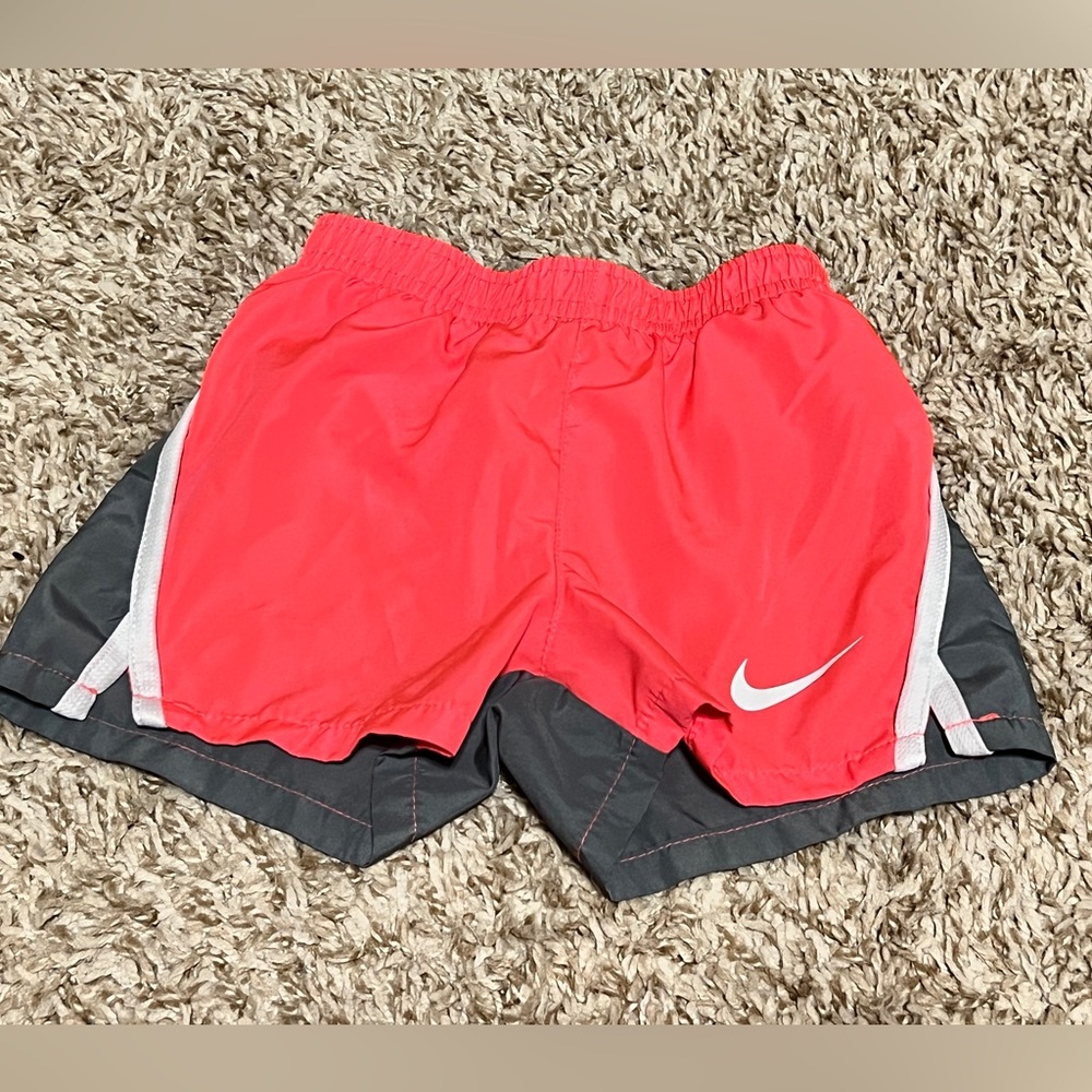 EUC Girls Nike Dri-Fit running shorts